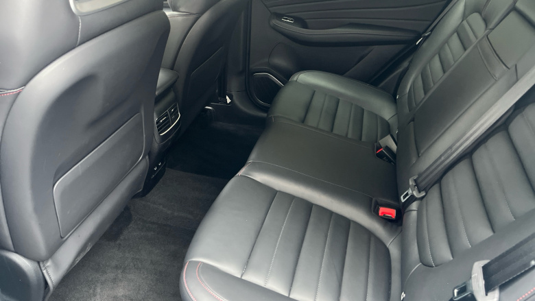 MG HS 1.5 T-GDI PHEV Trophy 5dr Auto Hatchback